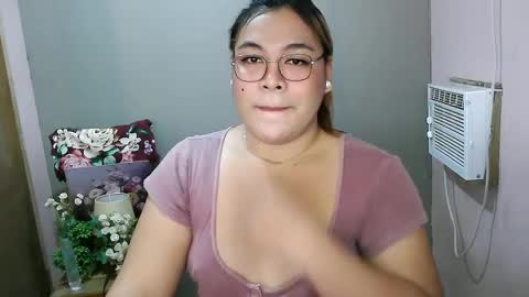 iana online show from February 1, 6:32 am