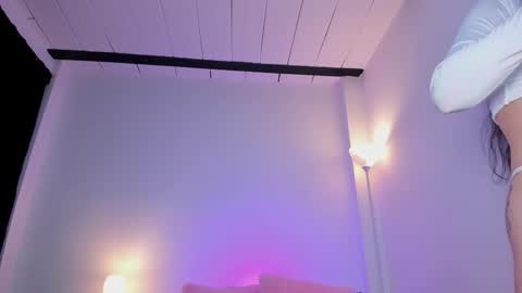 ice online show from February 20, 9:00 am