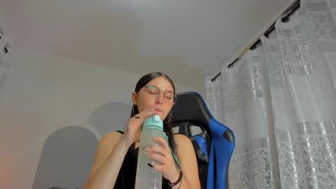 Snapshot of ice_grace chatting on January 14, 10:59 am ice online show from January 14, 10:59 am
