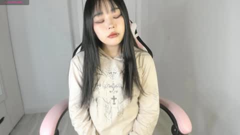 Snapshot of ichigo_o chatting on January 30, 12:37 pm Hitomi online show from January 30, 12:37 pm
