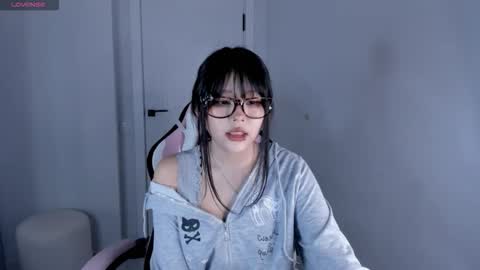 Hitomi   online show from November 3, 10:52 am