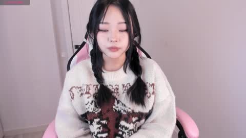 Snapshot of ichigo_o chatting on December 11, 6:25 am Hitomi online show from December 11, 6:25 am