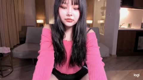 Snapshot of ichigo_o chatting on March 8, 1:23 pm Hitomi online show from March 8, 1:23 pm