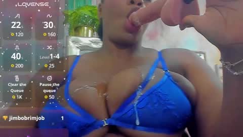 Snapshot of idiris_big chatting on January 10, 3:58 pm Idiris online show from January 10, 3:58 pm