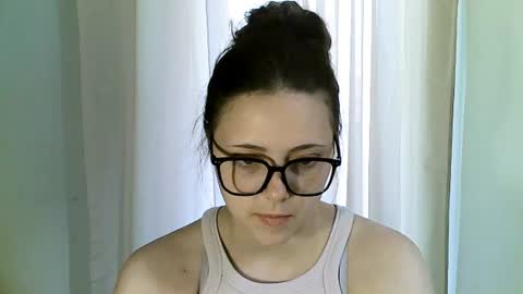 Adele online show from July 1, 10:26 am
