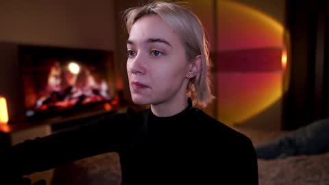 ileanacampbel online show from January 10, 4:33 am