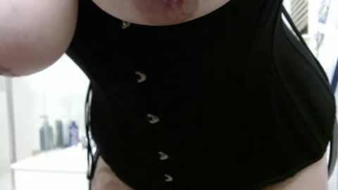 ilovesissyboys online show from September 13, 1:19 pm