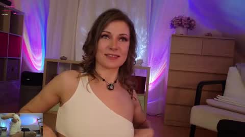 ilucyme online show from January 19, 7:26 pm