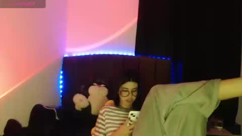 Ily Bea online show from October 15, 2:03 am