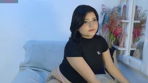 aurora online show from February 5, 7:39 pm