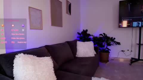 Eli  online show from March 24, 7:19 pm