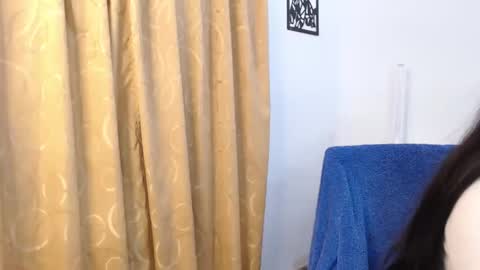 Snapshot of im_madissonwell chatting on February 4, 11:38 am im madissonwell online show from February 4, 11:38 am