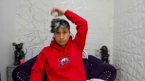 im_milan_rs online show from February 18, 10:49 am