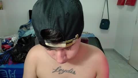 im_milan_rs online show from December 18, 8:35 pm