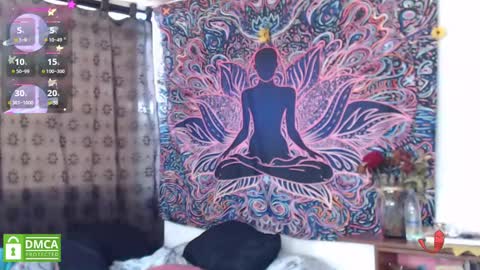 Cutie pie online show from March 9, 3:38 pm