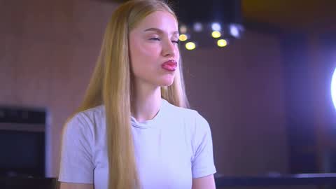 Brie online show from February 20, 4:30 pm