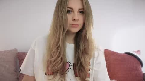 Snapshot of imkeira chatting on February 16, 7:38 pm ImKeira online show from February 16, 7:38 pm