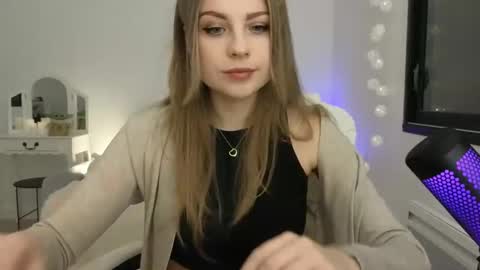 Snapshot of imkeira chatting on January 7, 7:28 pm ImKeira online show from January 7, 7:28 pm