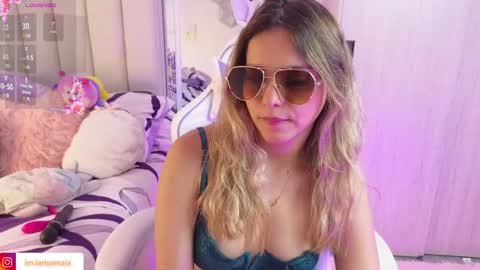 Snapshot of imlarisamaia chatting on February 8, 11:35 pm Larisa online show from February 8, 11:35 pm
