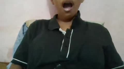 Snapshot of imlovelyrose chatting on December 21, 1:58 am ROSE online show from December 21, 1:58 am