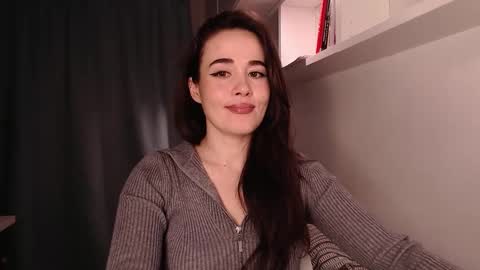 Lin online show from September 24, 8:19 pm