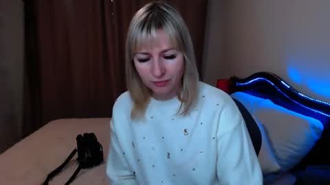 incredible_ariela online show from January 8, 9:32 am