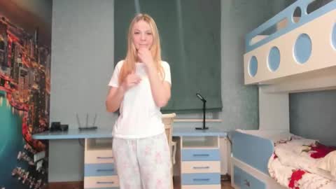 Masha online show from March 28, 11:03 pm