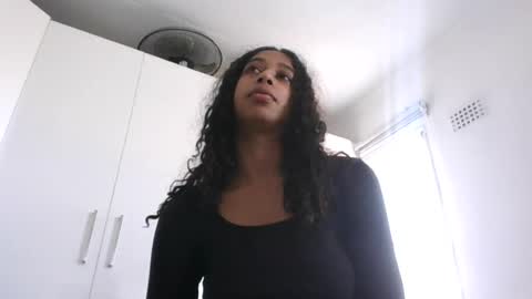indanbella19 online show from June 18, 11:04 am