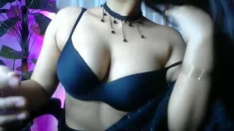 manisha online show from July 6, 9:28 pm