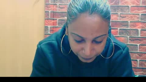 indian_spice_girl online show from July 2, 6:08 am