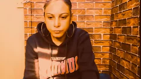 indian_spice_girl online show from June 3, 7:31 am