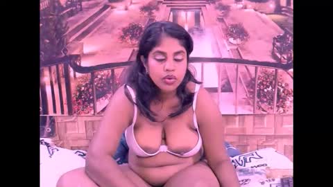 indiandiva27 online show from February 12, 7:10 am