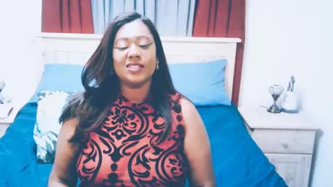 Snapshot of indianlust69 chatting on October 19, 7:27 pm Amy online show from October 19, 7:27 pm