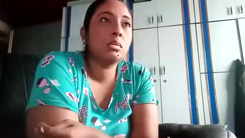Snapshot of indianplaygal69 chatting on September 22, 6:01 am Indianpalgal69 online show from September 22, 6:01 am