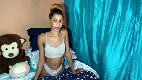 indiansugarbaby01 online show from June 18, 12:34 am