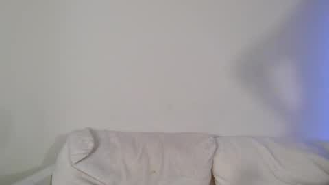 Snapshot of indigoelle chatting on October 18, 6:31 pm Indigo Elle online show from October 18, 6:31 pm