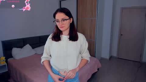 Kira online show from September 15, 4:21 am