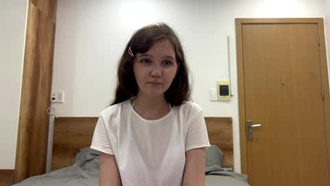Viola online show from May 21, 1:09 pm