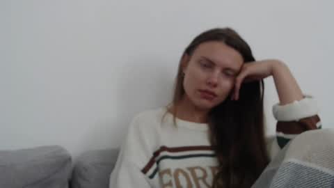 Sweet girl online show from June 18, 10:31 am