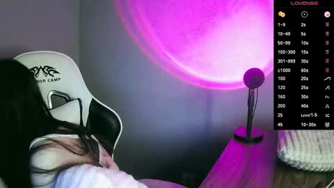 Inga online show from December 5, 6:20 pm