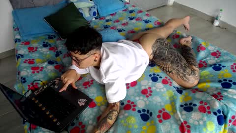 lyan onlyfans n linda online show from February 11, 7:59 pm