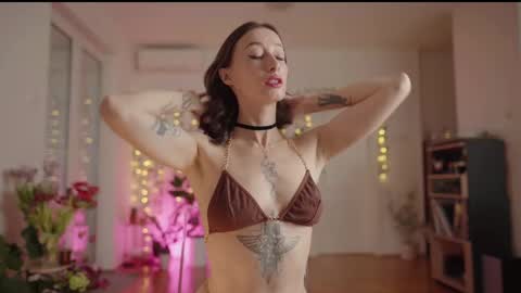 Xenia online show from February 19, 8:22 am