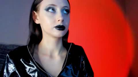 Venera  online show from January 31, 7:11 pm