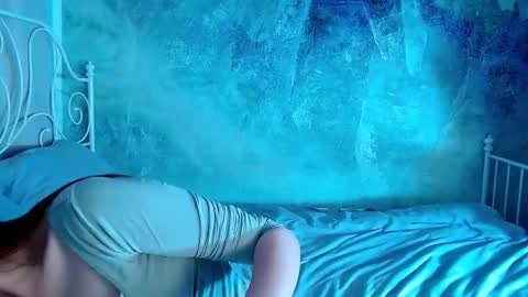 Lina online show from December 21, 11:14 am