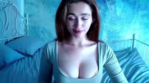 Lina online show from September 14, 3:32 pm