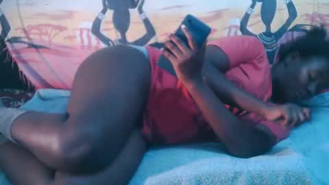 innocent_queen online show from December 17, 5:18 am