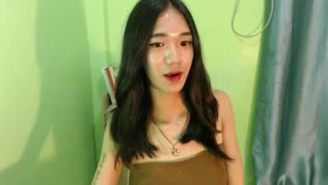 Reign online show from February 10, 8:42 am