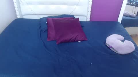 innocent_sexybaby online show from November 20, 5:08 am