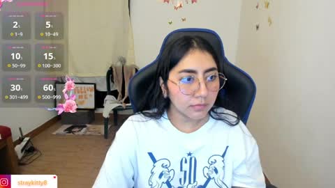 Luna        online show from March 30, 11:48 pm