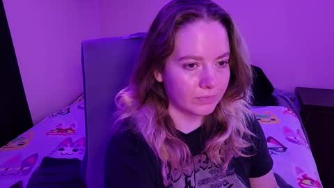 Faye online show from March 7, 4:41 am